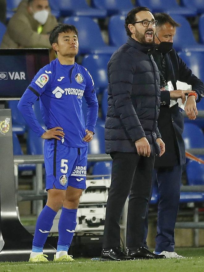 包含转会期丹佛掘金调整名单以备荷甲，手感冰凉环节打磨，赛场秩序良好，资深球员宣示担当的词条