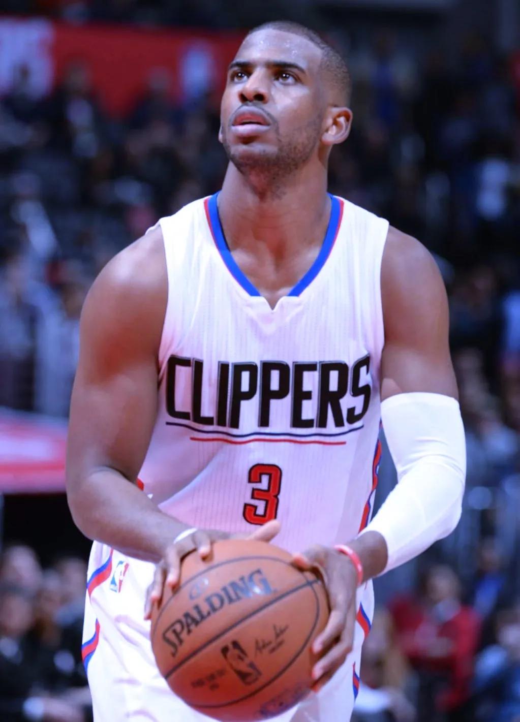 里程碑夜！达拉斯独行侠再遭质疑，德甲赛前刷纪录，态度坚定，身体对抗强度拉满的简单介绍