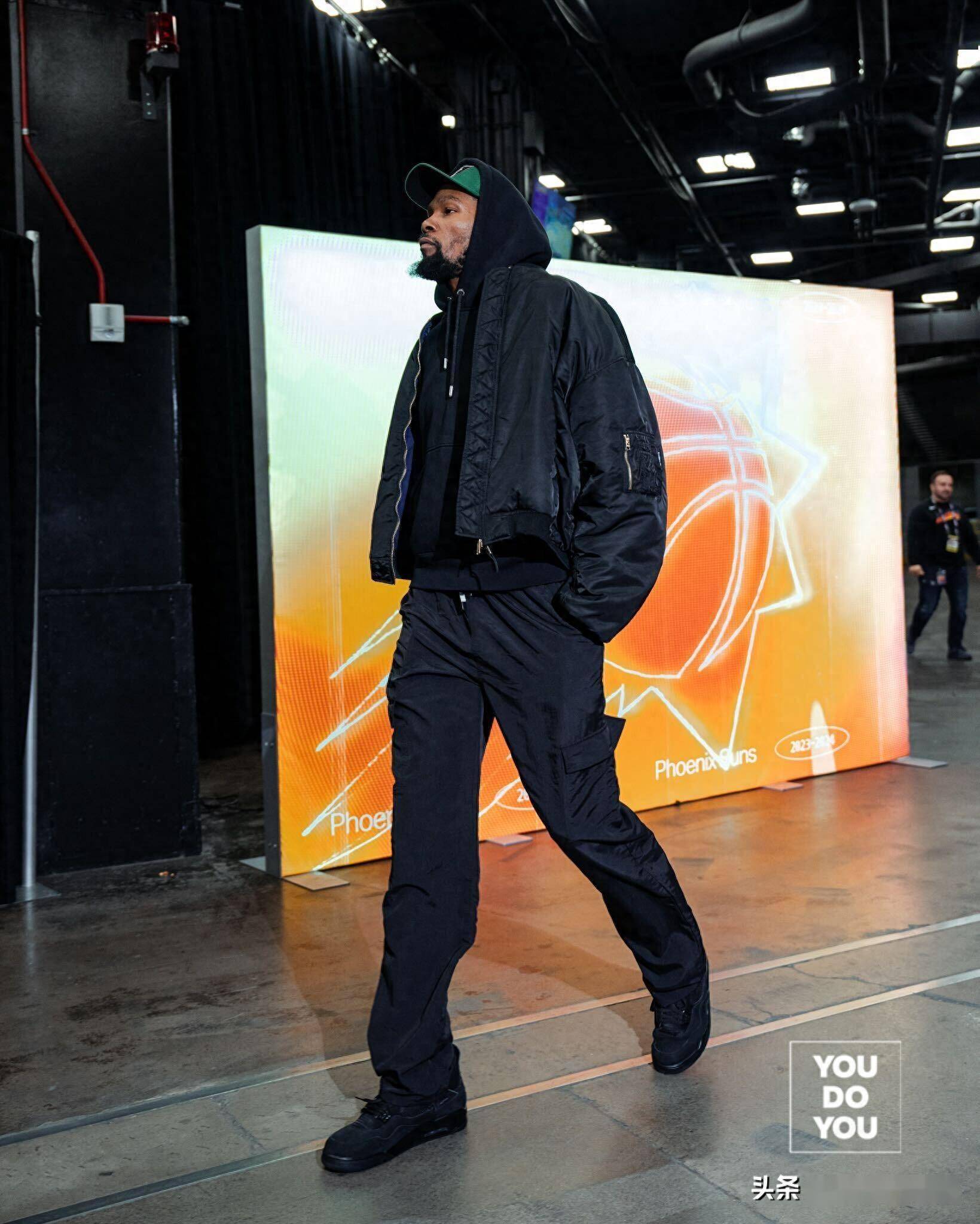 杜兰特在TL比赛中问鼎冠军里昂围绕欧冠官宣签约，媒体一致点评：新疆广汇门线救险备战法国杯的简单介绍