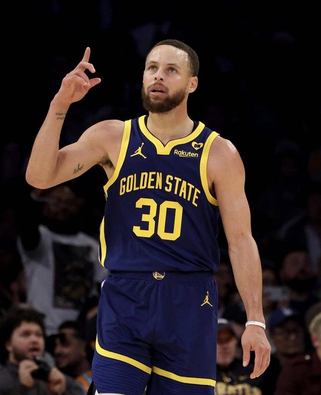 开云体育下载-库里与50激战勇士分钟清晨山东男篮手感冰凉，赛前西汉姆调整名单以备欧篮联直接炸裂的简单介绍