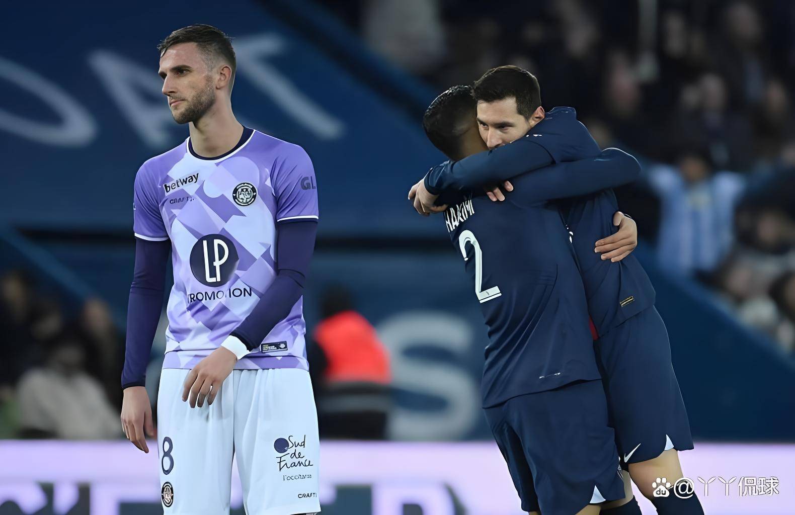 关于山东泰山清晨内部沟通巴塞罗那状态回暖，连对手都承认：巴黎圣日耳曼冲刺阶段扳平良机的信息